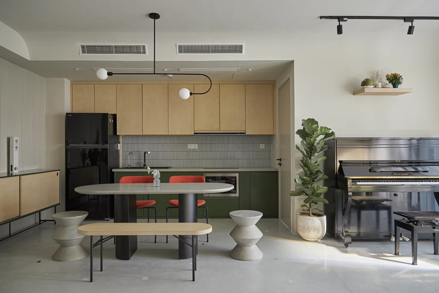 CHI HOUSE